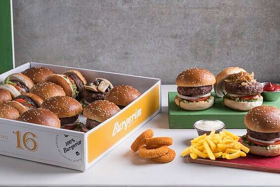 אריזת חג של בורגרים // צילום: איתמר